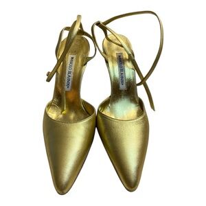 Manolo Blahnik Womens Gold Leather Pointed Toe High Heels Size 35.5 or 5